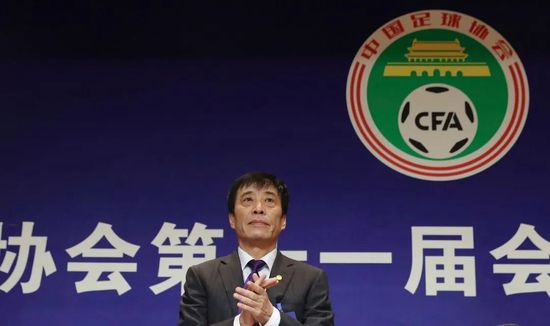 调教小受屁股眼哭叫求饶惩罚